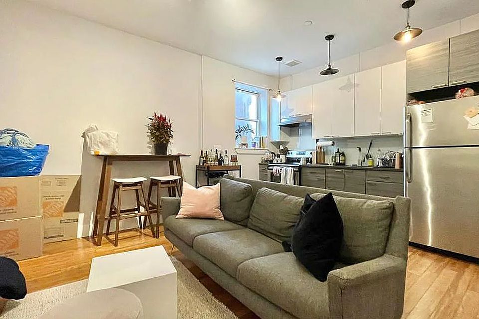 1st image of 186 Herkimer St #2F