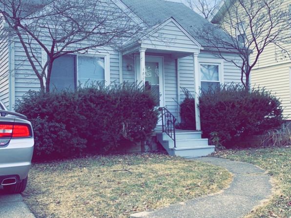 1801 Wyndhurst Rd