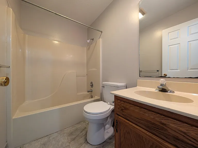 587 Baker Rd #H4 — Photo 1