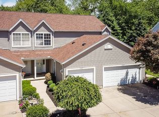 1329 Meadow Run, Akron, OH 44321