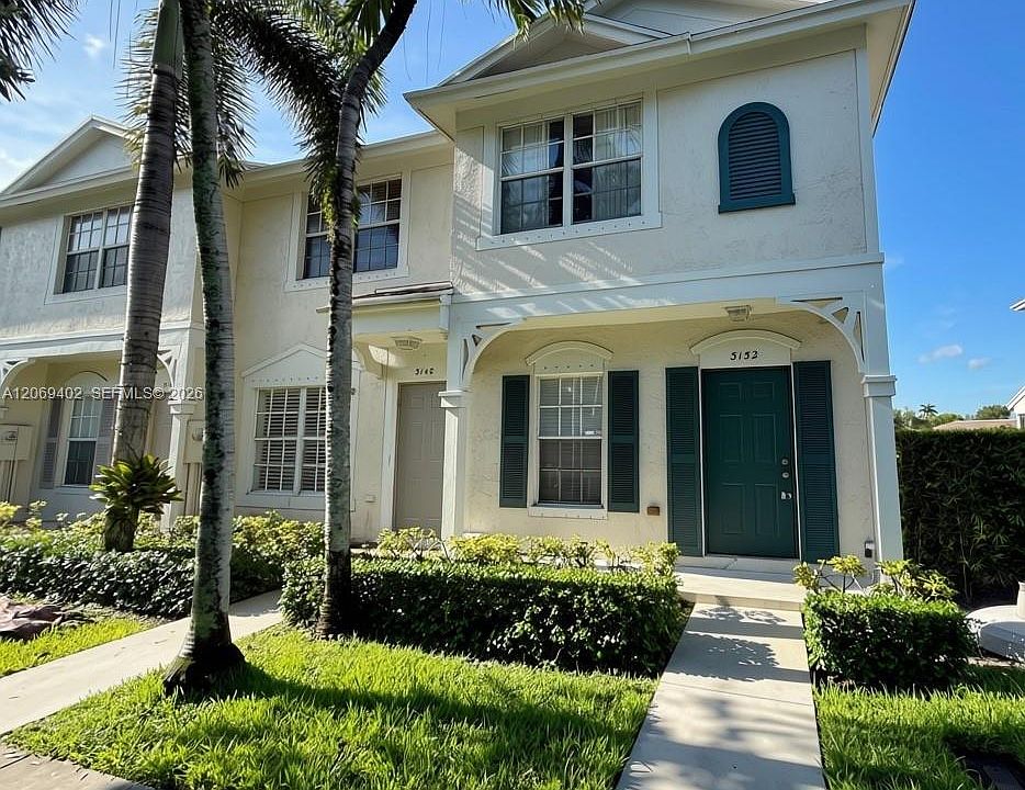 1st image of 3152 SW 49th St #126