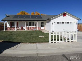1024 Rosebud Way, Yerington, NV 89447