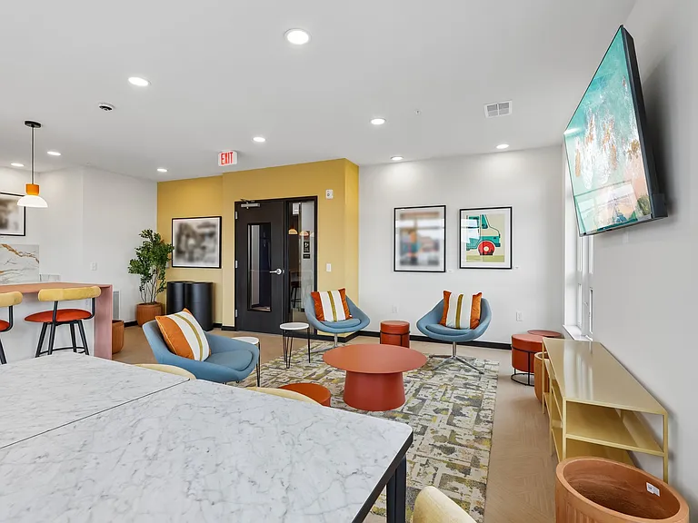 Vicino Apartments — Photo 8