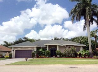 13869 Sheffield St, Wellington, FL 33414
