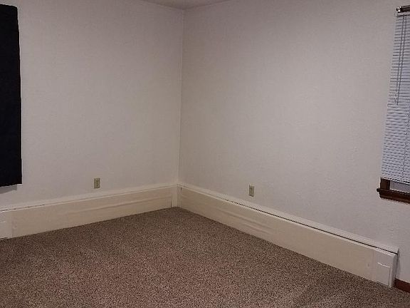 5th image of 218 Grant St