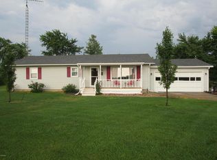 764 Alder Rd, Xenia, IL 62899