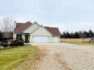 21208 Noble Ave, Carroll, IA 51401