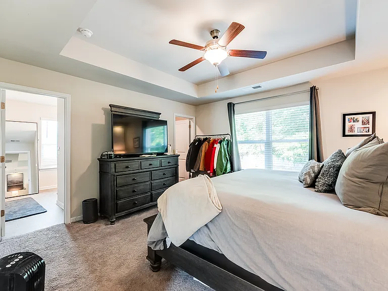 1313 Sweetbriar Cir — Photo 17