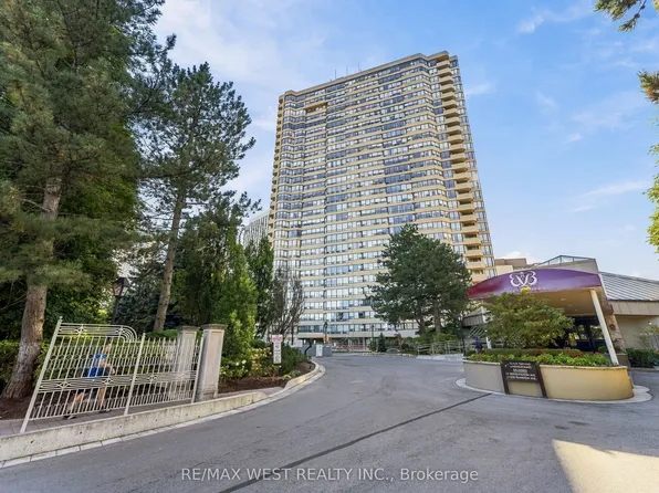 1320 Islington Ave #1009, Toronto, ON M9A 5C6
