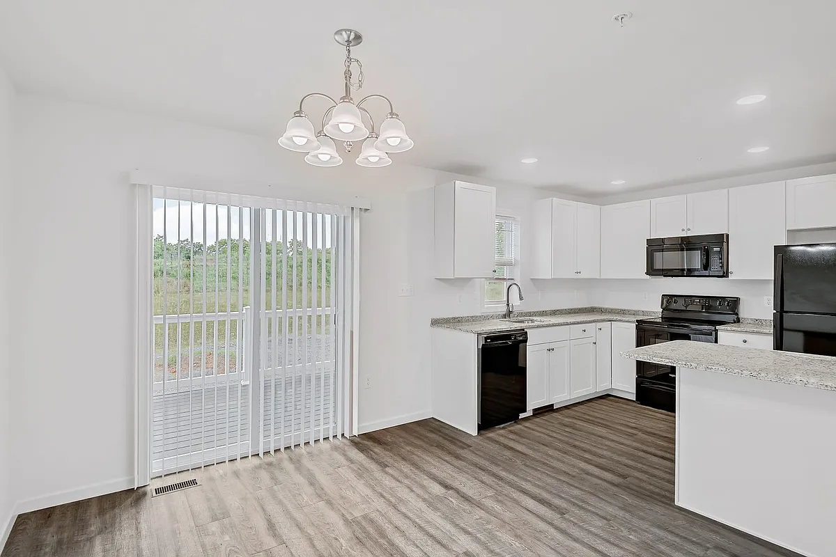 Building Photo - 383 Sruthi Dr