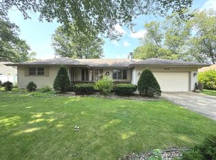 950 N Western Hills Dr, Kankakee, IL 60901