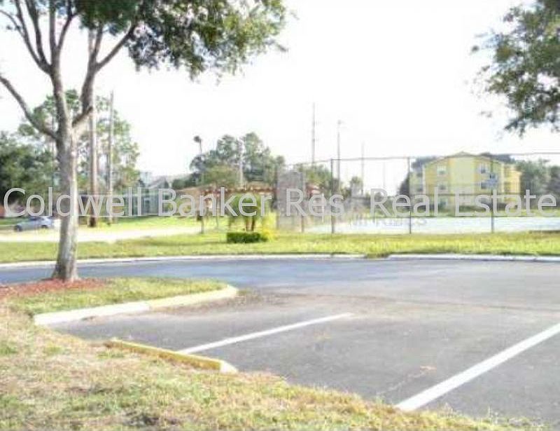 2nd image of 4740 Walden Cir #33