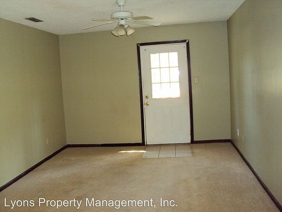 4th image of 1309 Ponderosa Dr APT A2