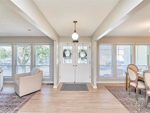 4th image of 13312 Hobnail Dr