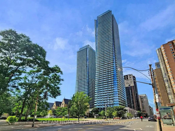 1080 Bay St #709, Toronto, ON M5S 0A5