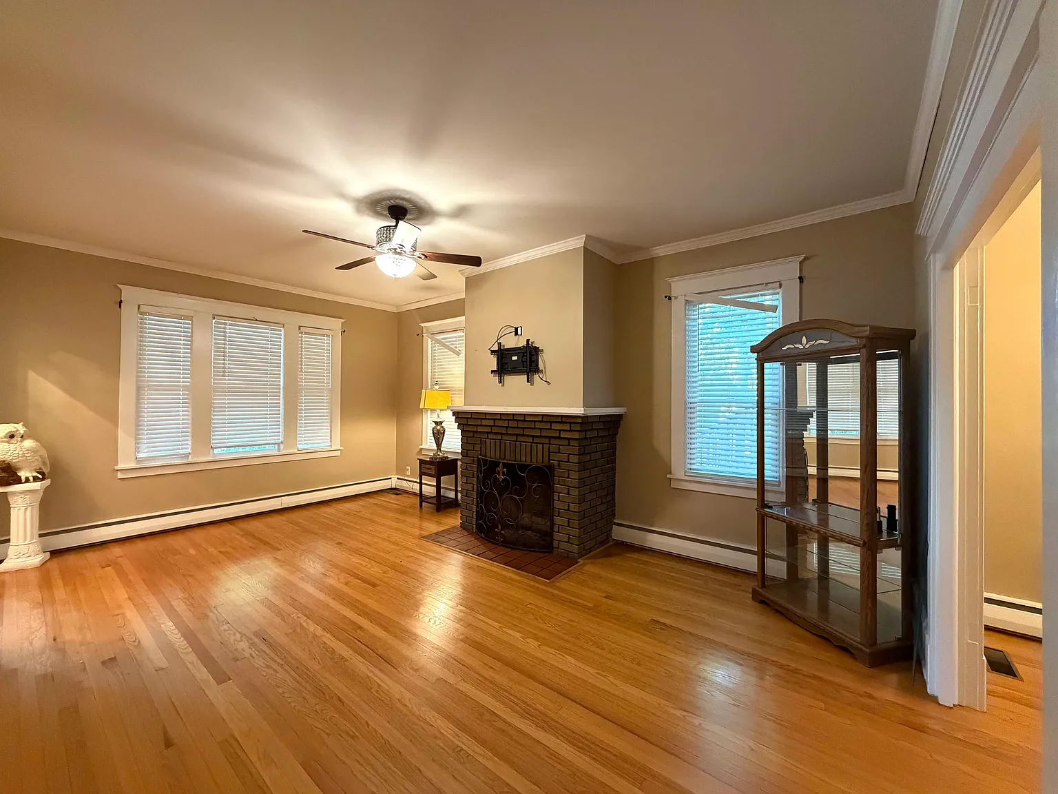 9 Lattintown Rd — Photo 2