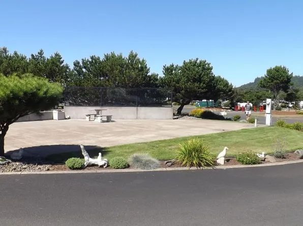 6225 N Coast Hwy Lot 177, Newport, OR 97365