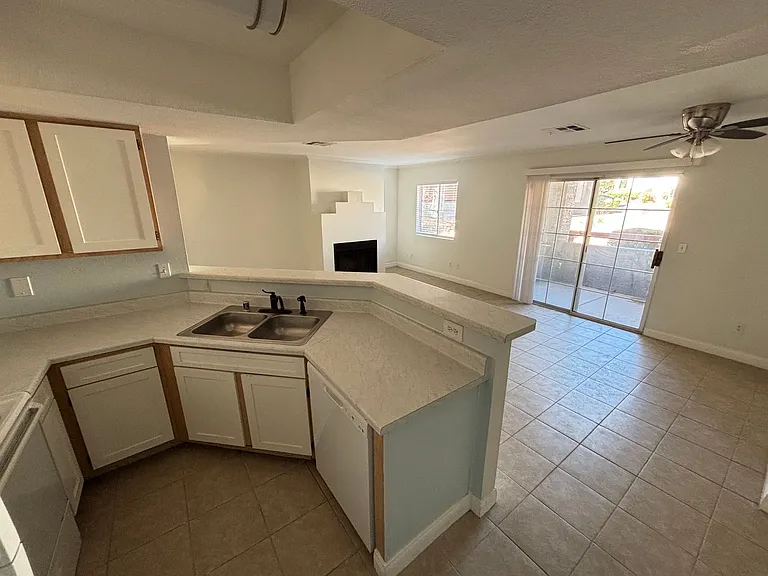 8600 W Charleston Blvd #1129 — Photo 10