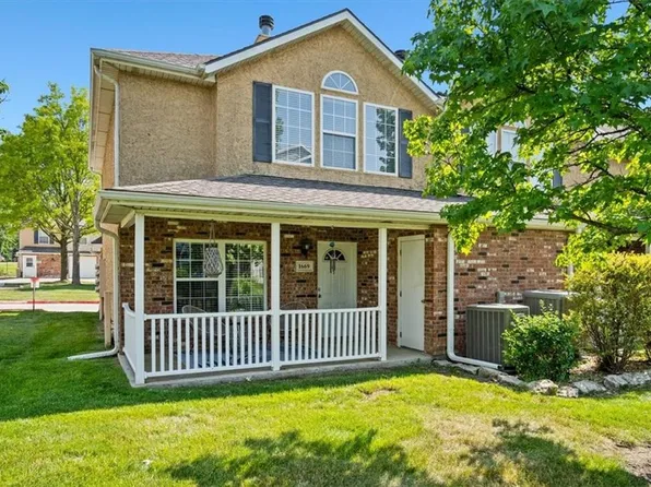 1669 E 120th St, Olathe, KS 66061