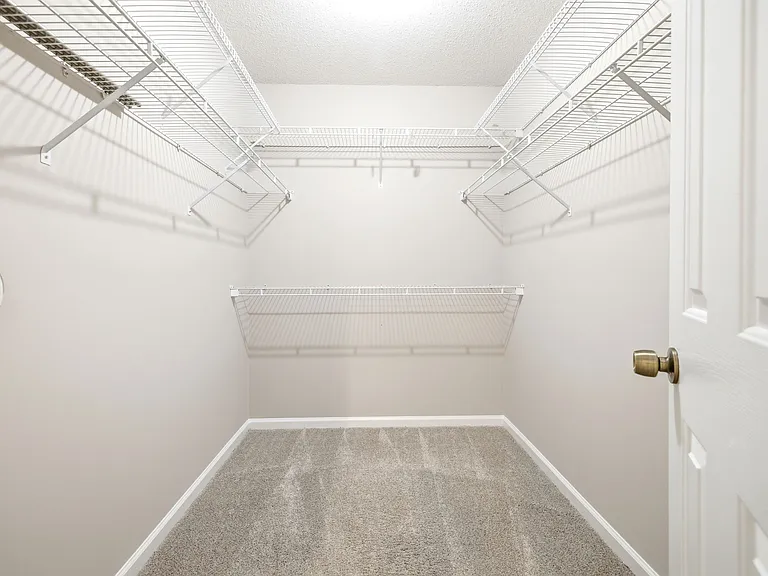 6330 N Glen Dr — Photo 28
