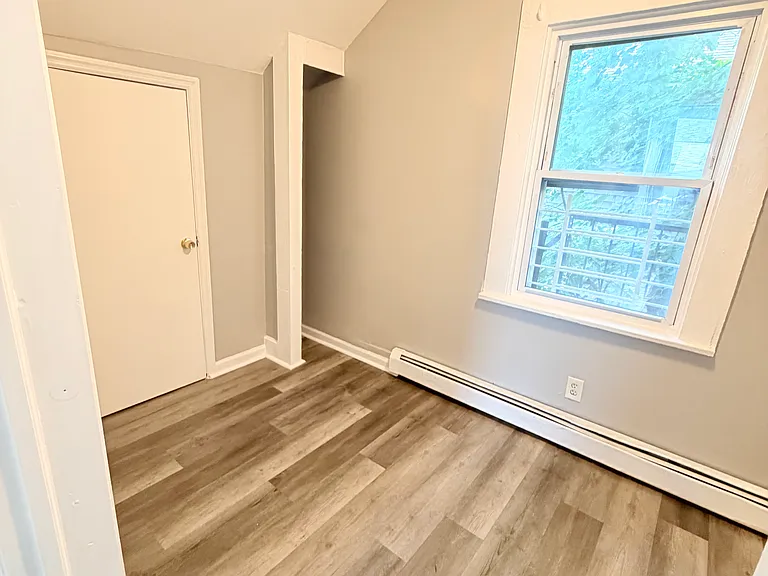 95 Alexander St #3 — Photo 5