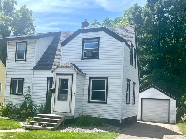 521 9th St NW, Willmar, MN 56201