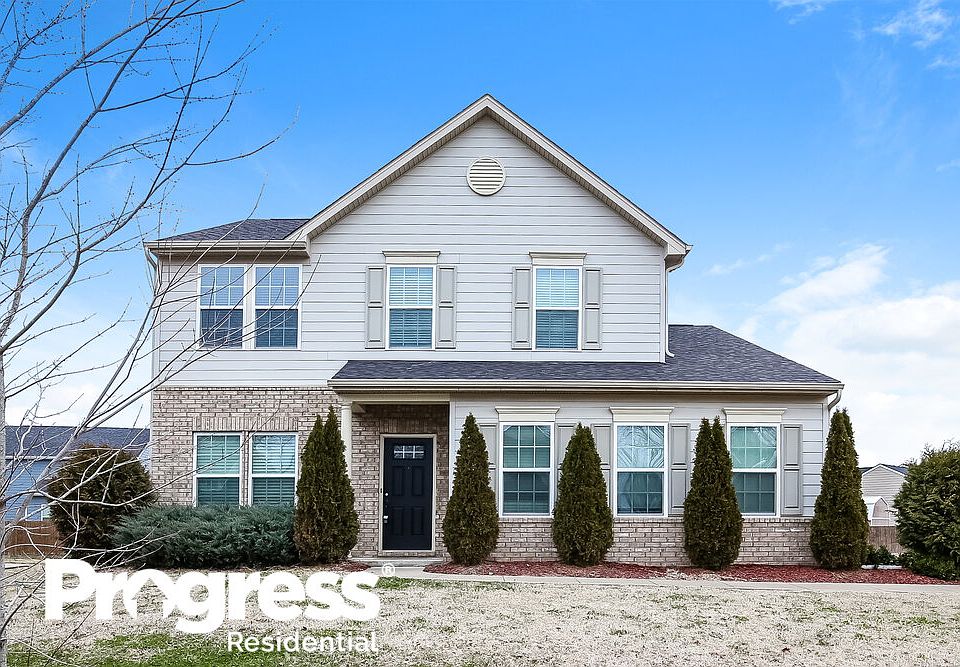 1st image of 2515 Parkwood Dr
