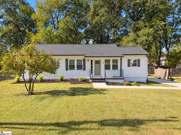 9 Blythewood Dr, Greenville, SC 29607