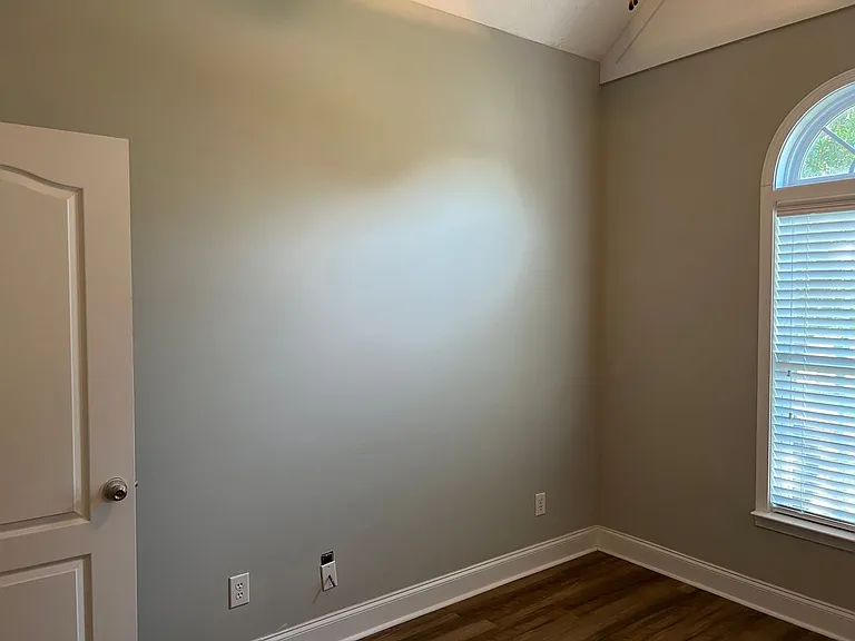 400 Manchester Ln — Photo 26