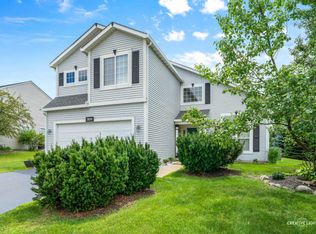 2055 Stephen St, Aurora, IL 60502