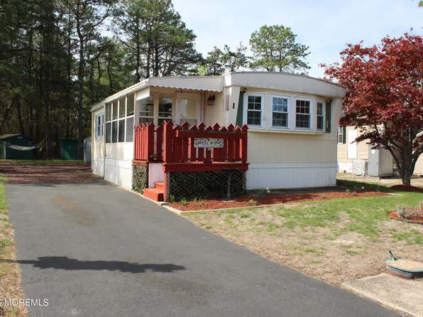 1 Eagle Drive, Whiting, NJ 08759