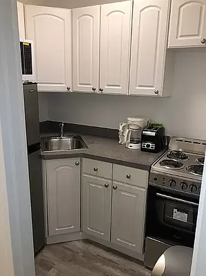 Rented by Avenues Real Estate | media 15