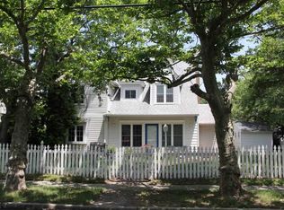 527 W Surf Rd, Ocean City, NJ 08226