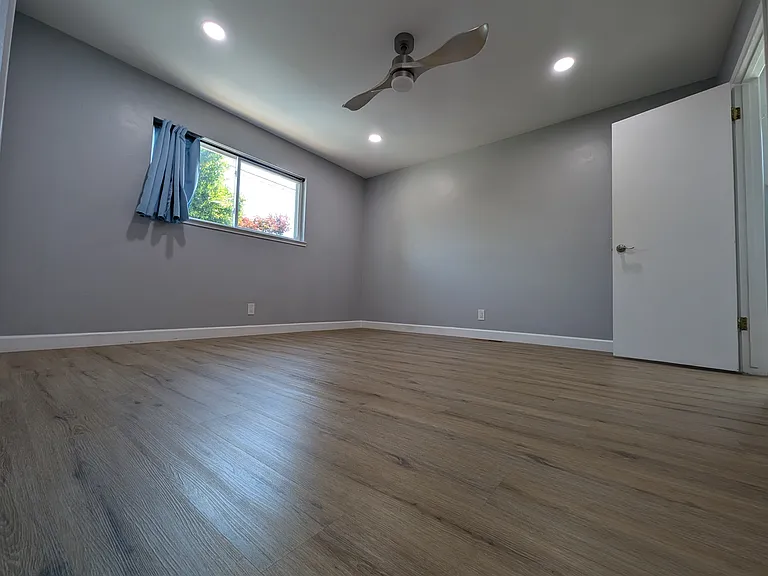 1708 Ewer Dr — Photo 3