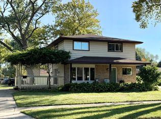 20425 Powers Ave, Dearborn Heights, MI 48125