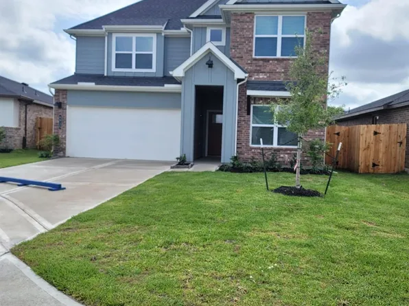 4915 Pine Haven Ln, Fresno, TX 77545