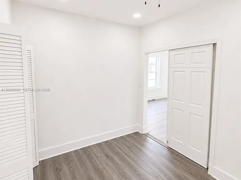 1319 Meridian Ave #204 — Photo 5