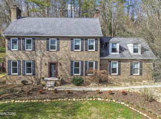 103 Amanda Pl, Oak Ridge, TN 37830