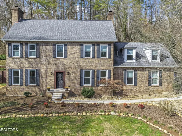 103 Amanda Pl, Oak Ridge, TN 37830