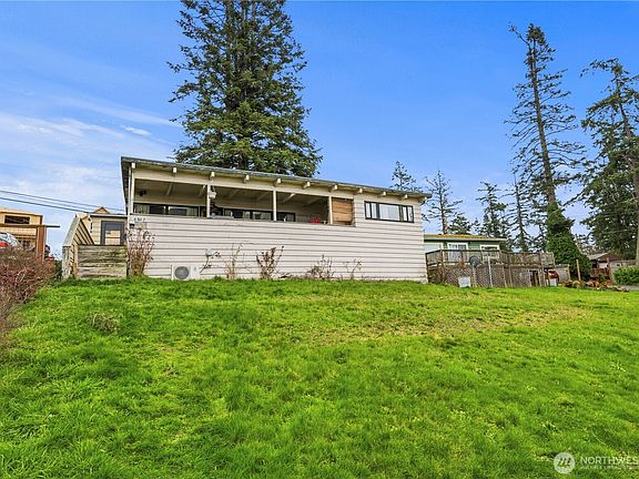 2nd image of 6807 Totem Beach Loop Road