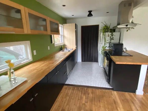 7121 SE Carlton St, Portland, OR 97206