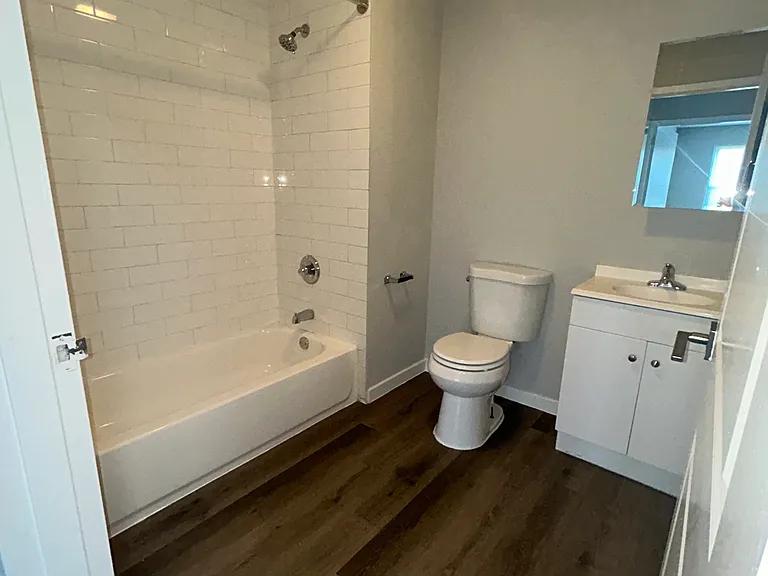 203 12th Ave #304 — Photo 9