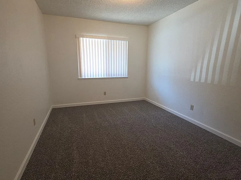 Parkview Villas & Apts — Photo 4