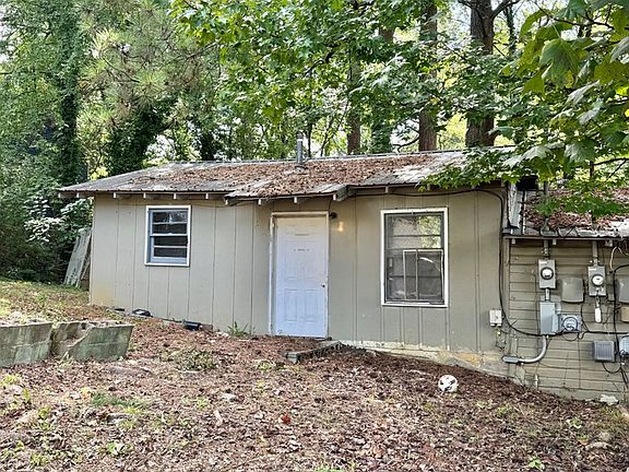 5th image of 301B Fields Ave