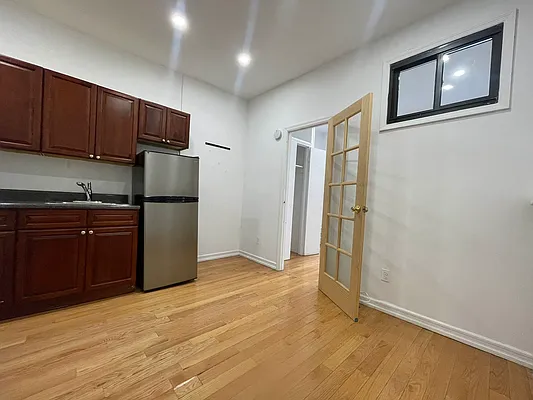 Rented by Compass | media 8