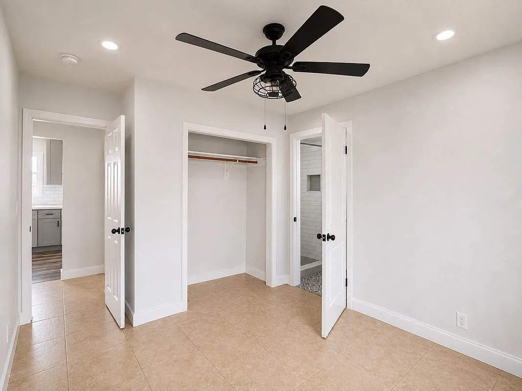 3 bed, 1.5 bath, 1100 sqft, $3,600 — Photo 3