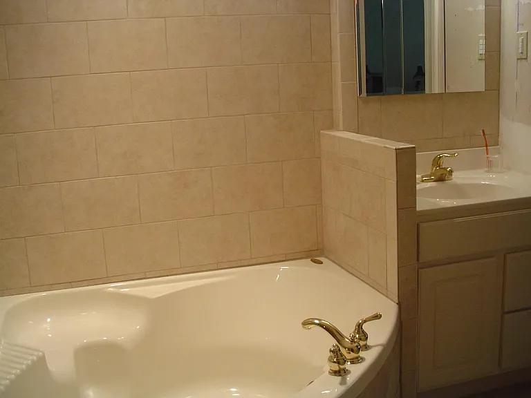 1650 Colonial Dr — Photo 16