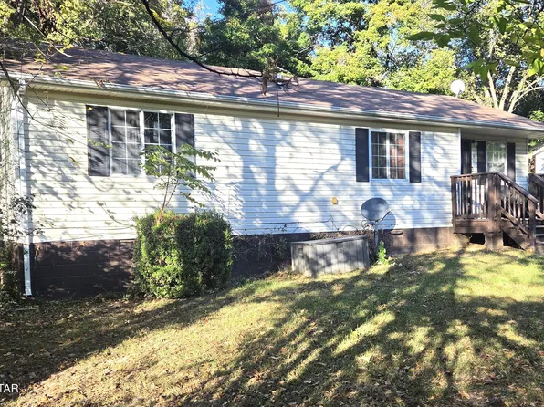 328 E Maple St, Dyer, TN 38330