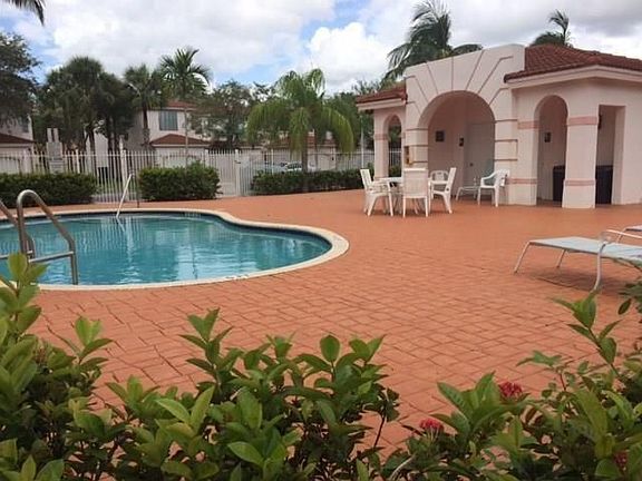 2nd image of 7637 Tamarac Island Cir #D