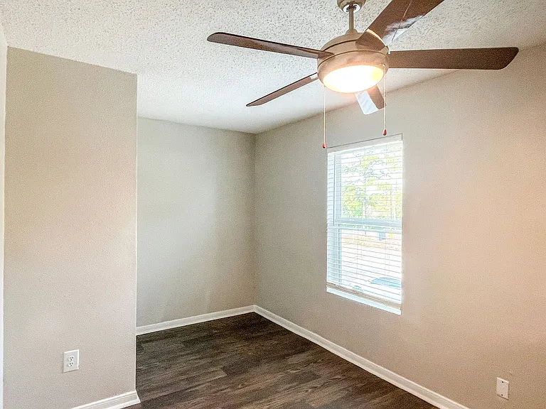 Landings At Northpoint — Photo 40